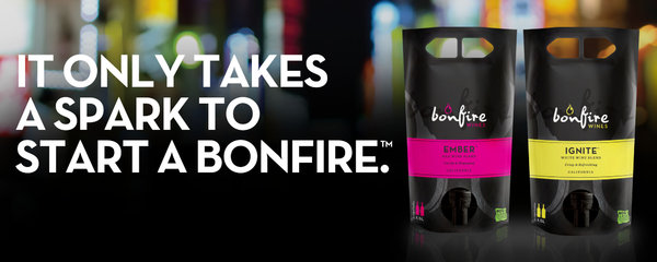 Bonfire Wines사의 파우치형 와인 용기. 